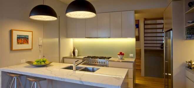 Особенности выбора люстры для кухонного интерьера