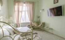 Как выбрать плинтусы для пола – 50 фото и гид по выбору