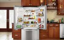 Кухни с двухдверным холодильником: на что обратить внимание при покупке?