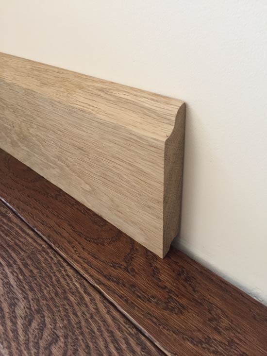 Деревянный плинтус для пола