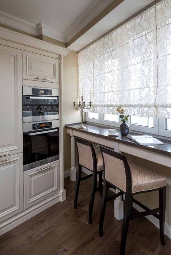 Барные стулья в классическом стиле