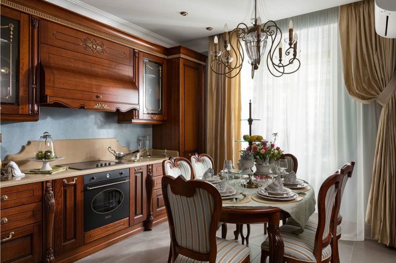Кухни из массива черешни с лаковым покрытием