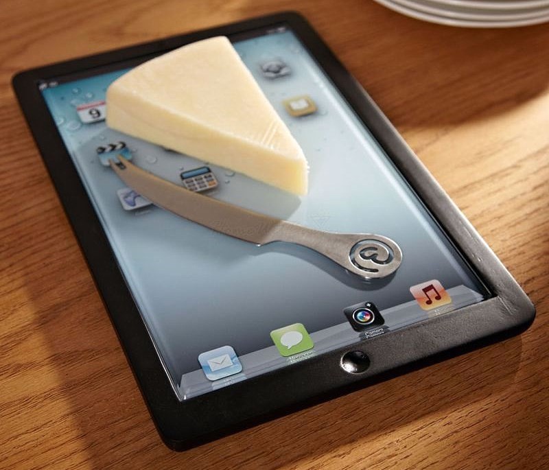 стеклянная разделочная доска в виде планшета ipad